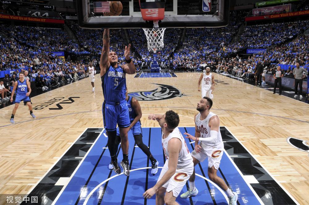 貌和充满活 貌和充满活