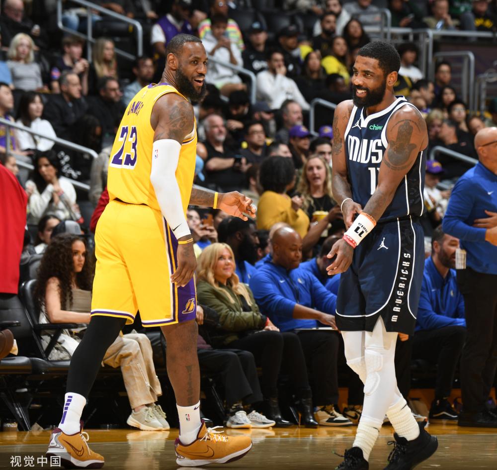 打他们的脸 打他们的脸