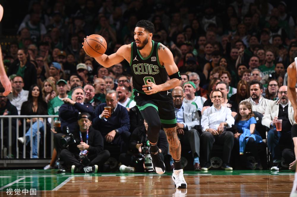 理性且前瞻 理性且前瞻